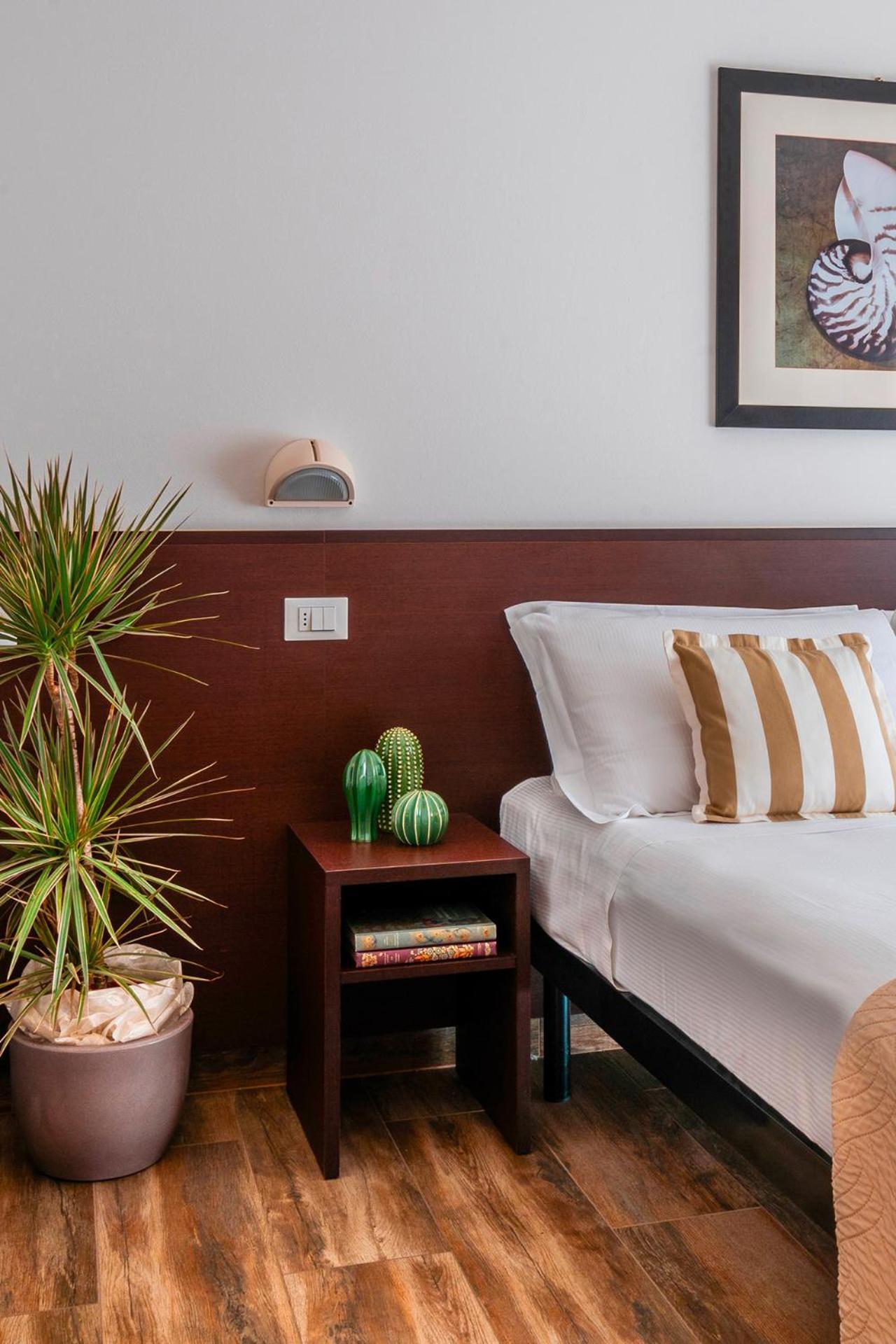 Hotel Carmen Riccione Kültér fotó
