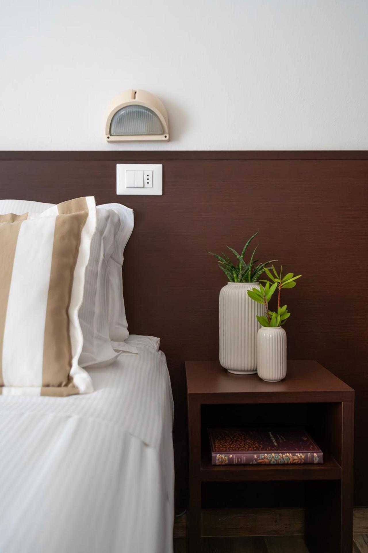 Hotel Carmen Riccione Kültér fotó