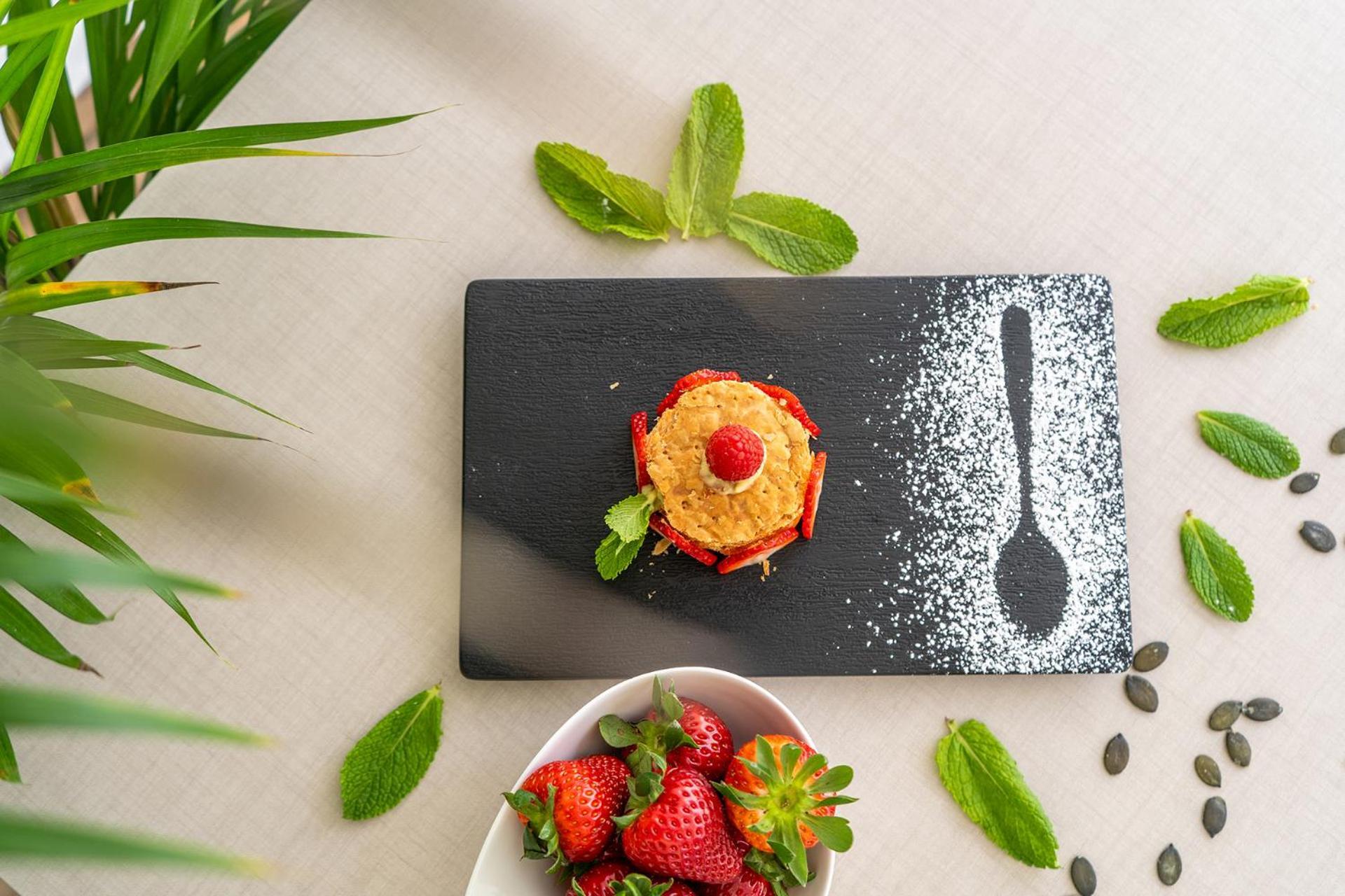 Hotel Carmen Riccione Kültér fotó